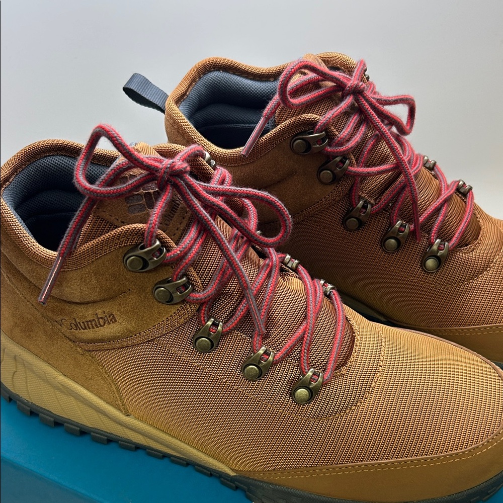 Columbia Fairbanks Mid men’s Brown Hiking Boots with Red‎ Laces
